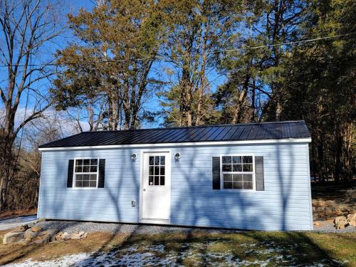 Clear Spring House | Private Pet-Friendly Cabins with Fire Pit for Nature Escapes in Clear Spring, Maryland, for Memorable Family Glamping Trips