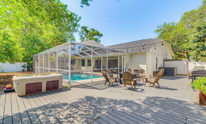 Spring Hill House | Private Pool & Lanai: Spring Hill Oasis