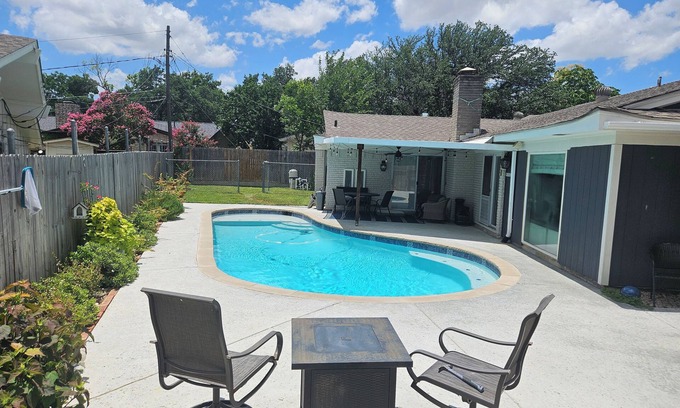 Haltom City House | Private pool recently remodeled home in central dfw location.