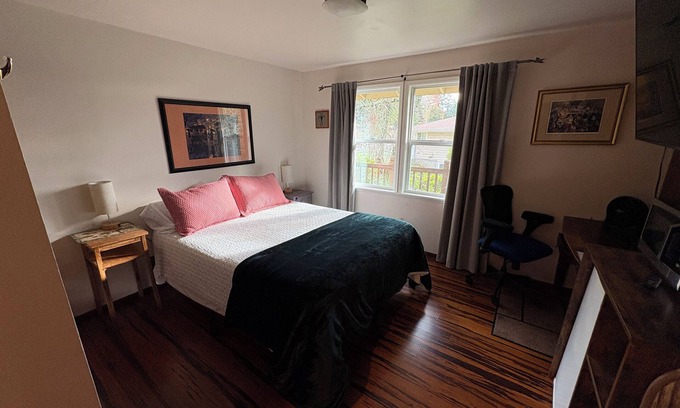 Bull Mountain Apartment | Private, quiet suite, separate entrance.