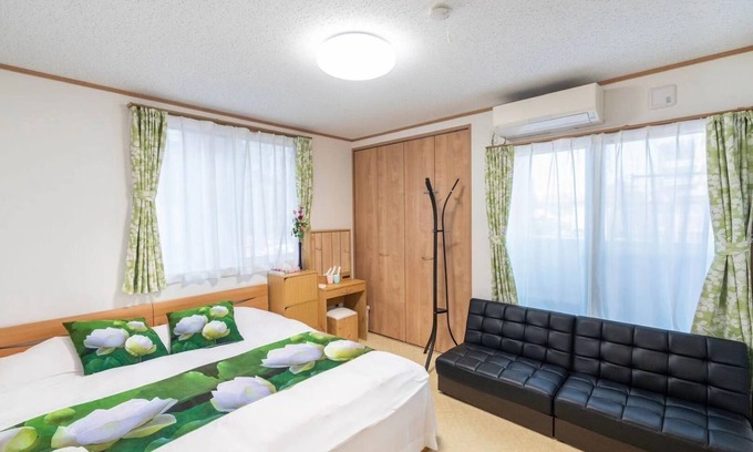 Kawaguchi House | Private rental for up to 9 people 2 minutes wal - Travel Palace Miyuki/Kawaguchi Saitama
