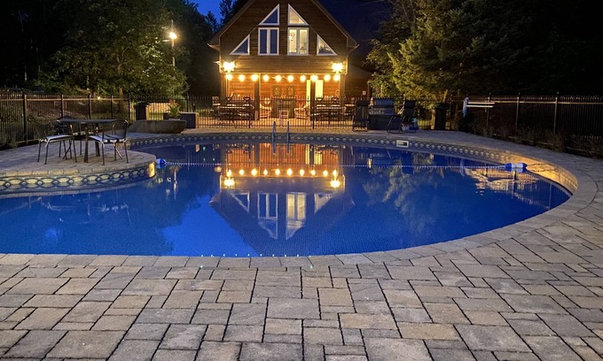 Plaisance Ski Chalet | Private retreat on the water