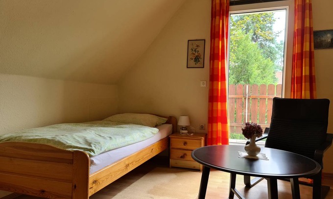 Kleinzschachwitz Resort | Private room ∙ 1 guest
