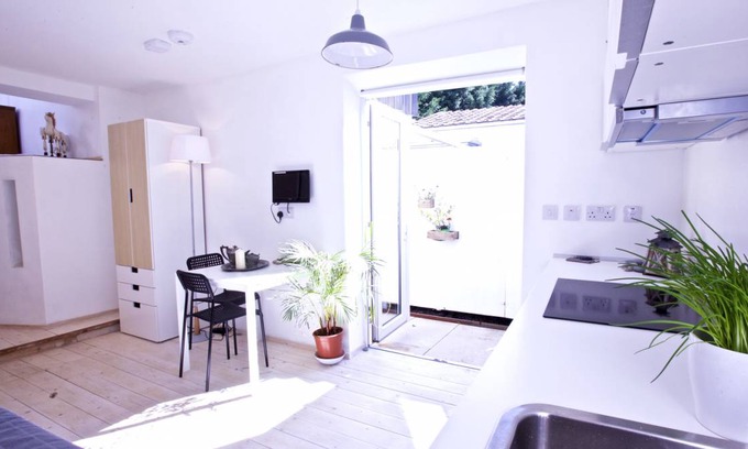 Dalkey Resort | Private room ∙ 2 guests