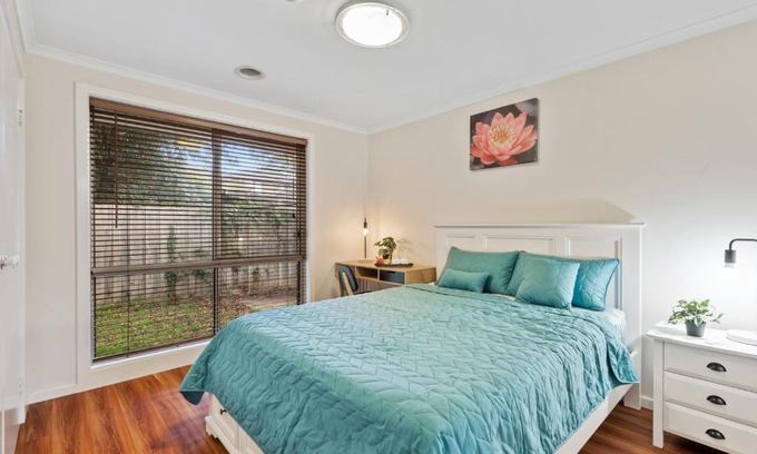 Clayton House | Private Room No.2 beside Monash University, Clayton