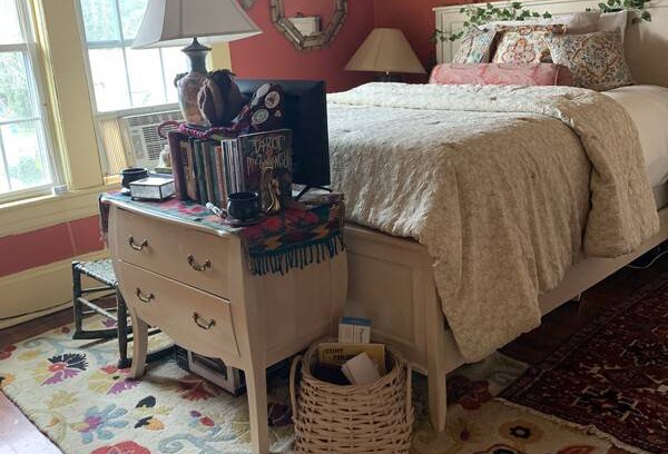 Roanoke Resort | Private room ∙ 1 guest