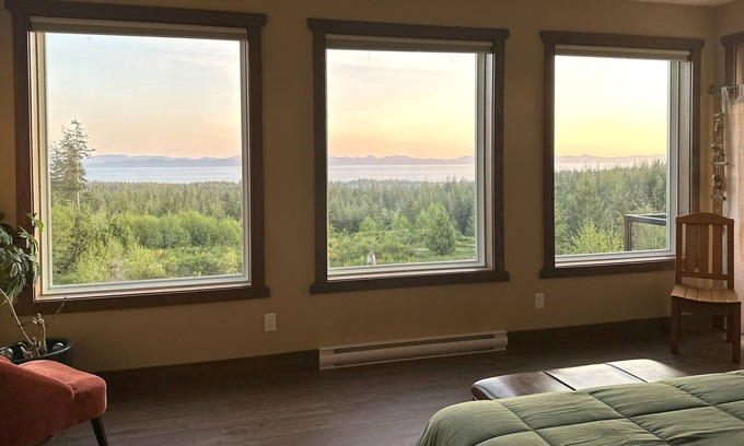Juan de Fuca Electoral Area House | Private spacious suite w/stunning ocean views, large deck, close to beach