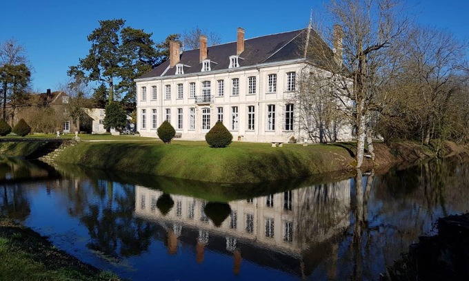 Isle-sur-Marne House | Private stay in an 18th-century château