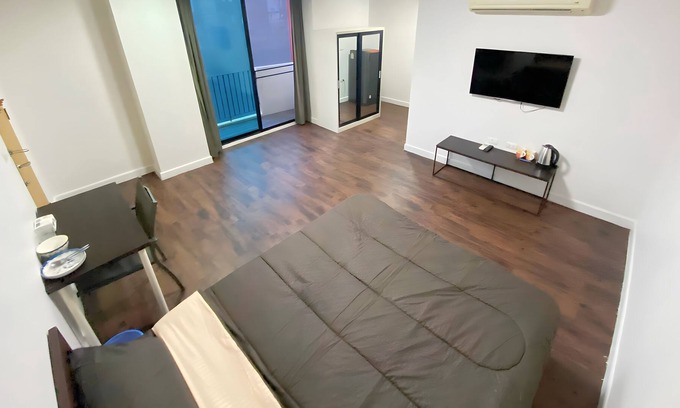 Bang Kho Laem Apartment | Private Room Queen Size bed Near BTS Walk 500 m From Asiatique the Riverfront!