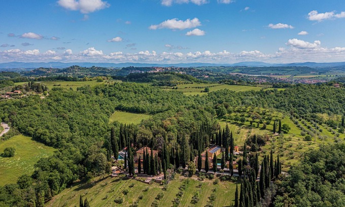 Po' Bandino Villa | PRIVATE TUSCAN VILLA - 3 HEATED SWIMMING POOL - WEDDINGS, EVENTS, JACUZZI, SAUNA