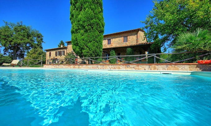 Montelupo Fiorentino Villa | Private Villa with private pool, WIFI, TV, patio, panoramic view, parking, close to Florence