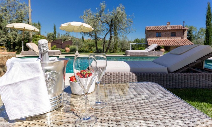 Gambassi Terme Villa | Private Villa with WIFI, A/C, private pool, TV, terrace, pets allowed, close to San Gimignano