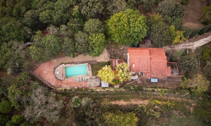 Subbiano Villa | Private Villa with WIFI, A/C, private pool, TV, patio, panoramic view, parking, close to Arezzo