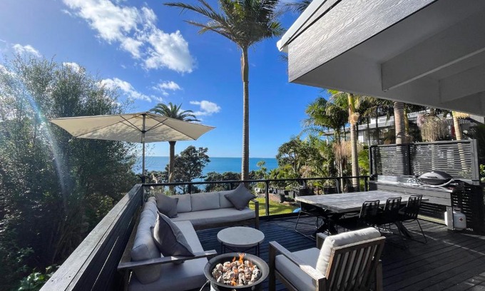 Stanmore Bay House | Private Water Front House