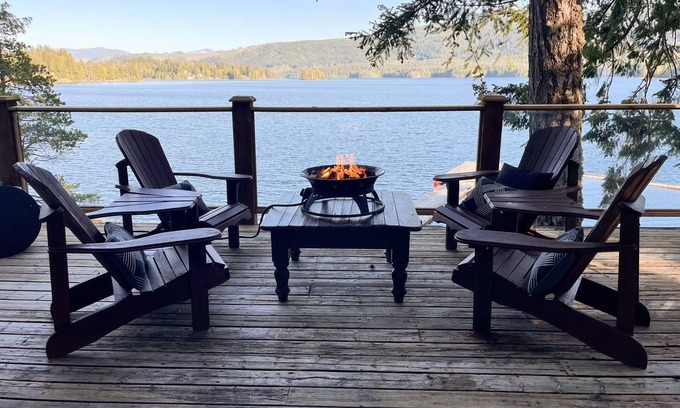 Sproat Lake Cottage | Private Waterfront Lakehouse on Sproat Lake. nQuiet and Serene, Easy Access.