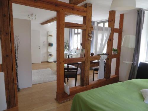 Naumburg House | Privatzimmer Othmarsweg