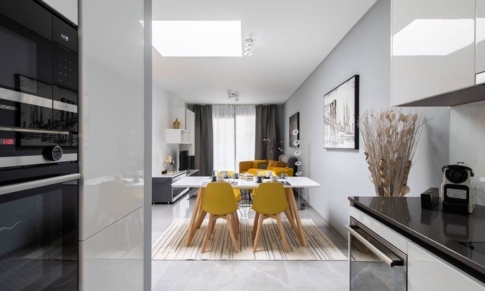 Paradiso Apartment | Promenade Apartments