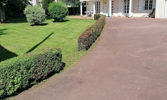 Polminhac House | Property 20 minutes from Le Lioran, winter sports resort