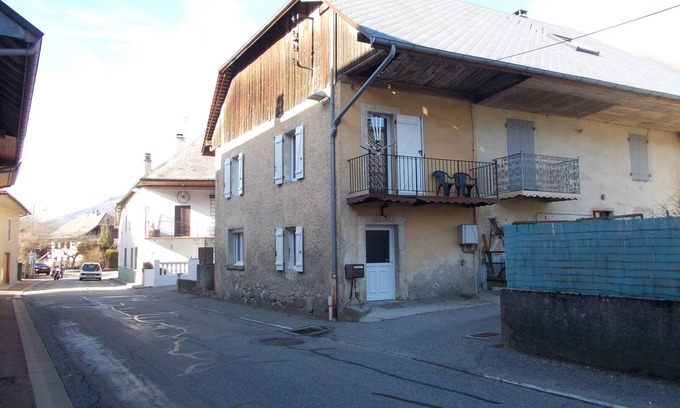 La Motte-en-Bauges House | Property in small village