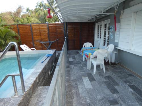 Riviere-Salee Apartment | Proprizen