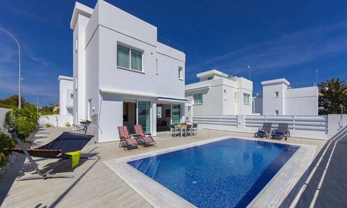 Protaras Villa | Protaras Villa Araella Near The Centre