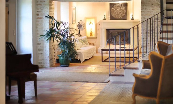 Saint-Mathieu Villa | Provincial Country Home in the Heart of Luberon: A Dream Retreat in Provence