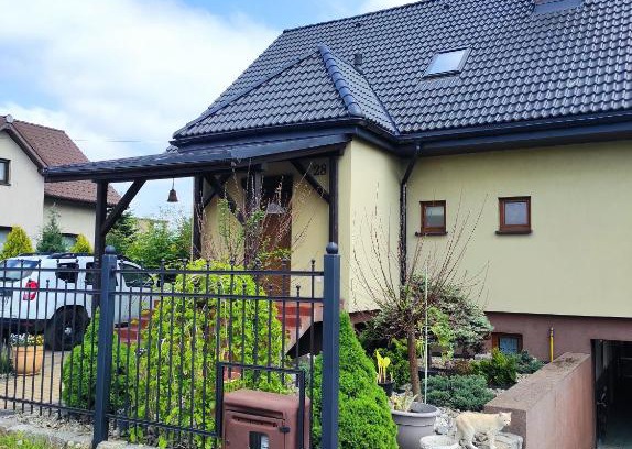 Tarnowskie Gory House | Przyjazny Domek