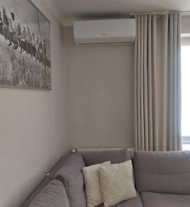 Tarnow Apartment | Przytulna i przestrzenna garsoniera- Centrum