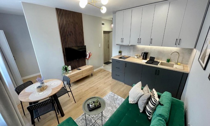 Radom Apartment | Przytulny apartament niedaleko dworca PKP