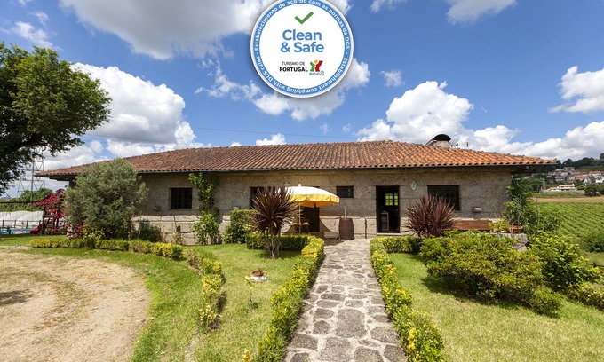 Pevidem House | Quinta de Carvalhal - Holiday Home