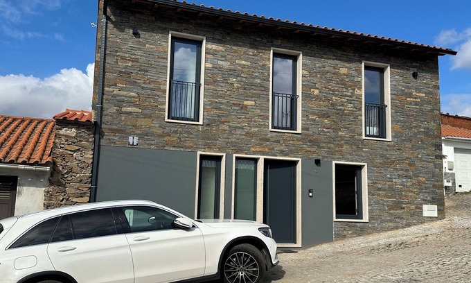 Macedo de Cavaleiros Cottage | Cozy retreat in typical TrÁs-os- Montes house in SAlselas Village at ´CASA MÃE'