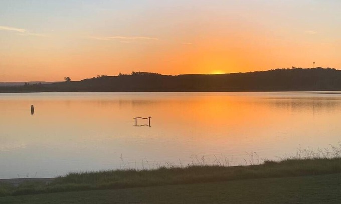 Pukehina House | Pukehina Estuary Sunset Views Holiday Home