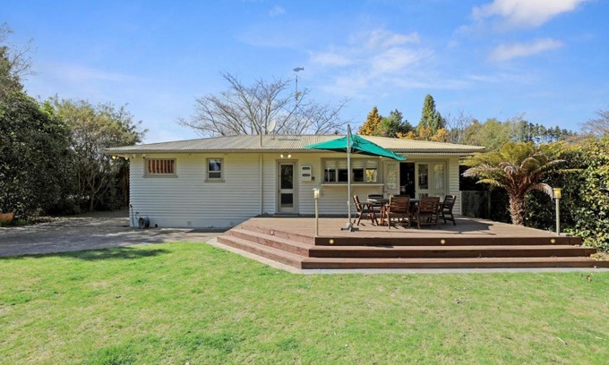 Turangi House | Pukeko Lodge - Tūrangi Holiday Home