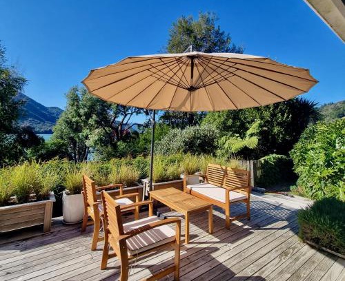 Havelock House | Pukenui Paradise - Havelock Holiday Home