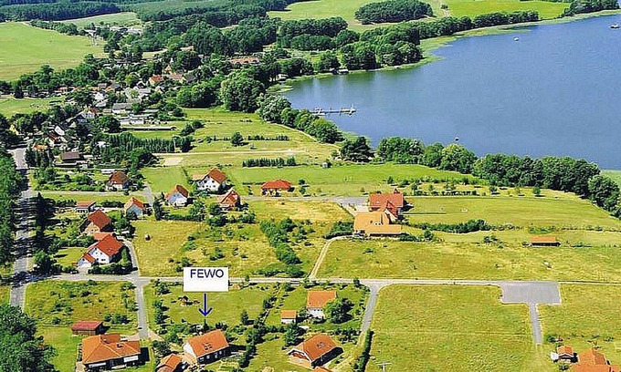 Mecklenburgische Kleinseenplatte Apartment | Pure relaxation with a view of the Vilzsee.