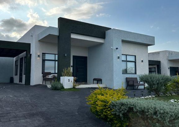 Ocho Rios Villa | Pyramid Villa 5