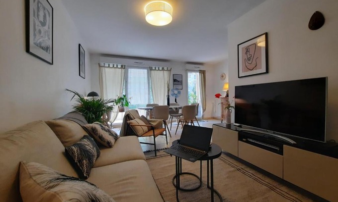 Prado-Perier Apartment | Pytheas Carré d'Or