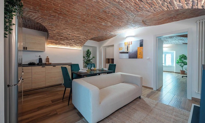 Turin Apartment | [Quadrilatero Loft] Elegant Stay