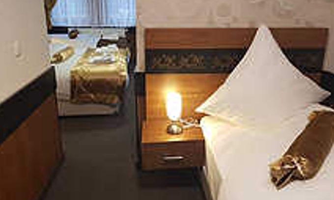 Hannoversch Munden House | Quadruple Room (1 double bed, 2 single beds), incl. Breakfast - Hotel Im Anker