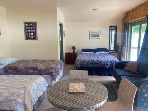 Aongatete Apartment | Quail Country Studio