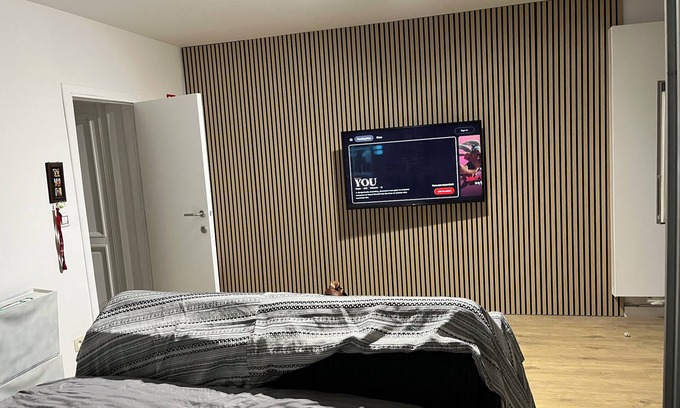 Wilrijk Apartment | Quaint apartment with WiFi in charming Antwerpen