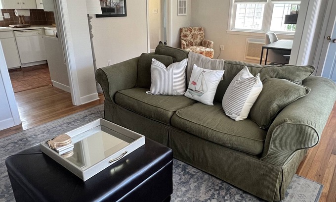 Dartmouth Apartment | Quaint Coastal Cottage in Padanaram