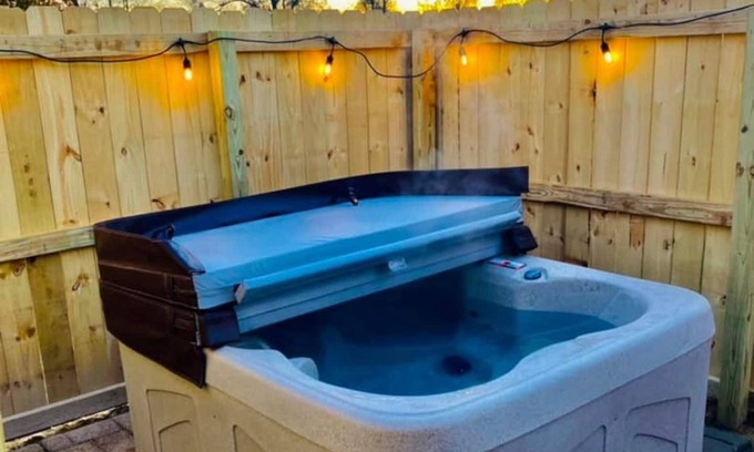 Douglas Other | Quaint Farm Stay for 8!