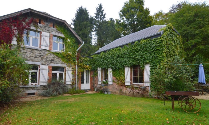 Bievre House | Quaint Holiday Home in Bièvre with Terrace