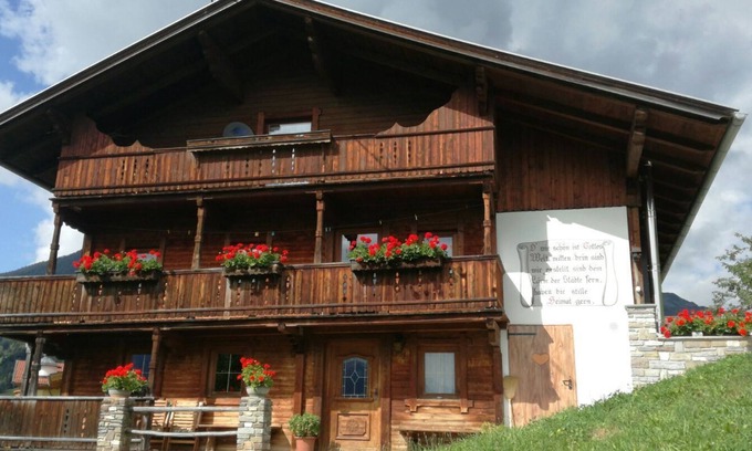 Stummerberg House | Quaint holiday home in the Zillertal - for an unforgettable ski or hiking holiday