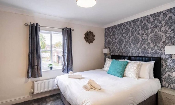 Barton-upon-Humber House | Quaint listed home in Barton