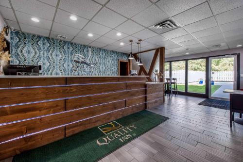 Morgantown Hotel | Quality Inn Morgantown