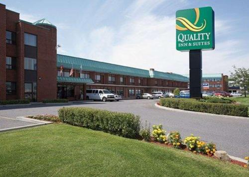 Dorval Hotel | Quality Inn & Suites PE Trudeau Airport