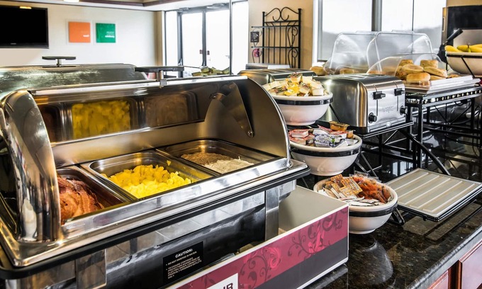 Towanda Hotel | Quality Inn & Suites Towanda