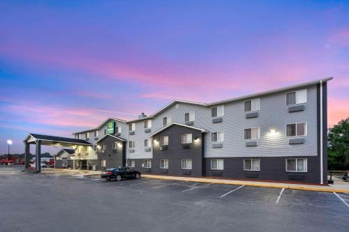 Delaware Hotel | Quality Inn & Suites